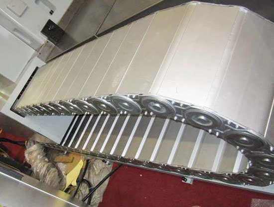 全封閉鋼制拖鏈案例